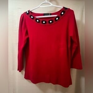⚫️ BOGO Laura Petites red women’s top with crochet style neck line size small
